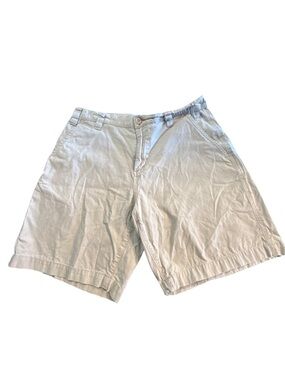 Eddie Bauer Classic Casual Khaki Shorts size 32